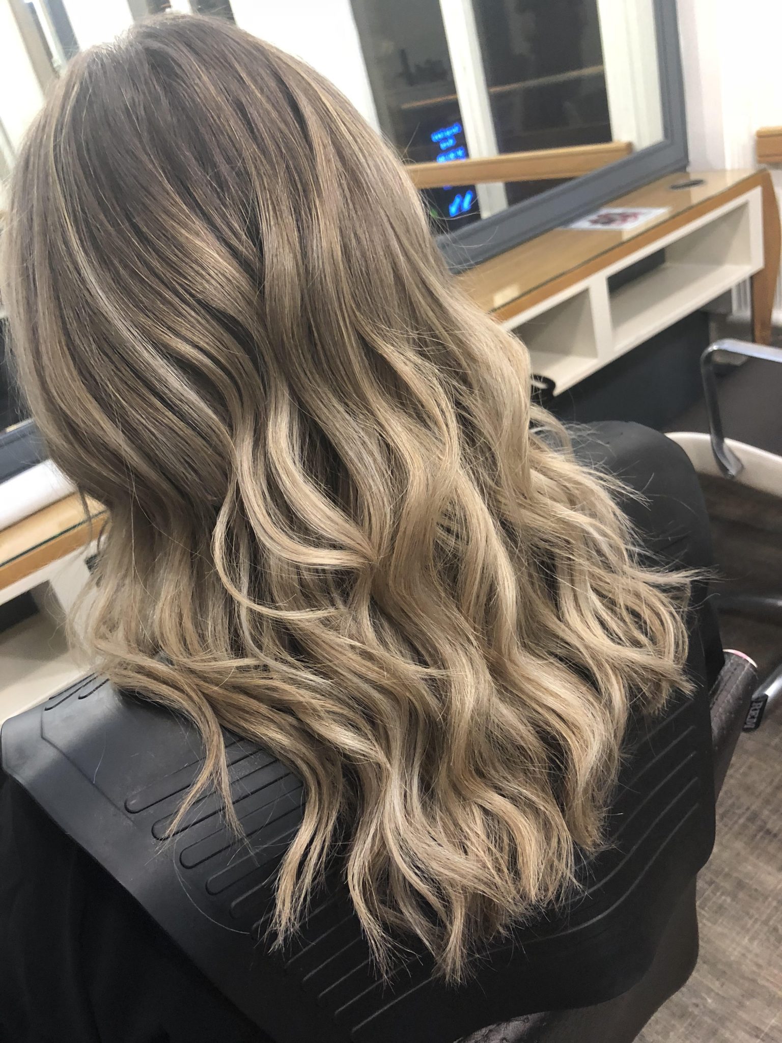 Balayage V Highlights